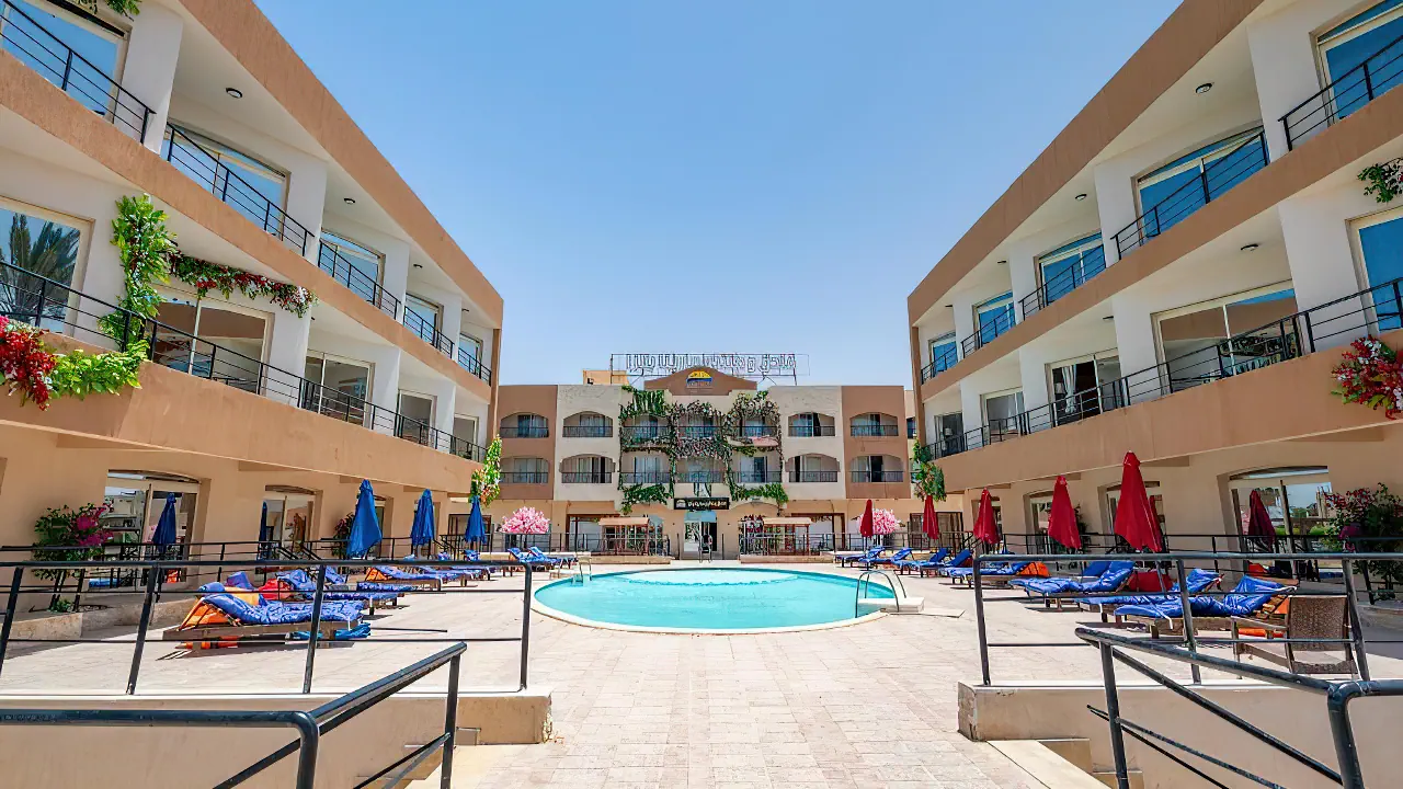 الفندق مارينا بلازا ريزورت العلمين - العلمين